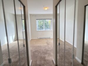 2-parking-spots-pet-friendly-20261009-gallery-10