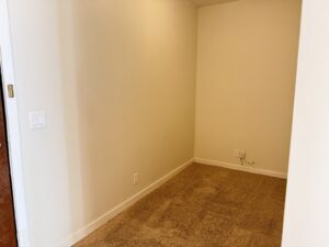 2-parking-spots-pet-friendly-20261009-gallery-14