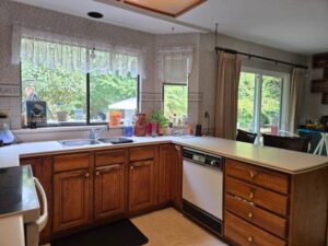 large-family-home-on-large-lot-20261008-gallery-2