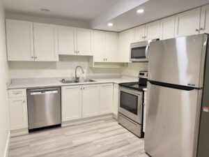 suite-steps-to-mill-lake-20260716-gallery-1