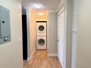 top-floor-2-parking-spots-and-pet-frie-20260716-gallery-12
