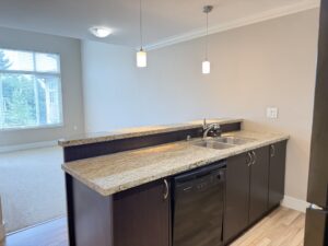 top-floor-2-parking-spots-and-pet-frie-20260716-gallery-3