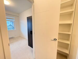 top-floor-pet-friendly-20261005-gallery-10