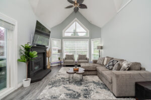 top-floor-with-loft-pet-friendly-20260716-gallery-10