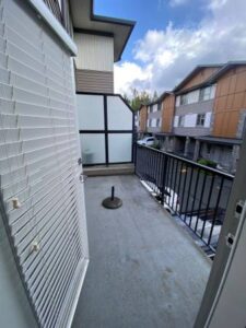 townhome-ample-parking-pet-friendly-20261005-gallery-5