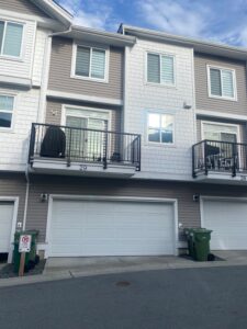 townhome-conveniently-located-20260610-gallery-7